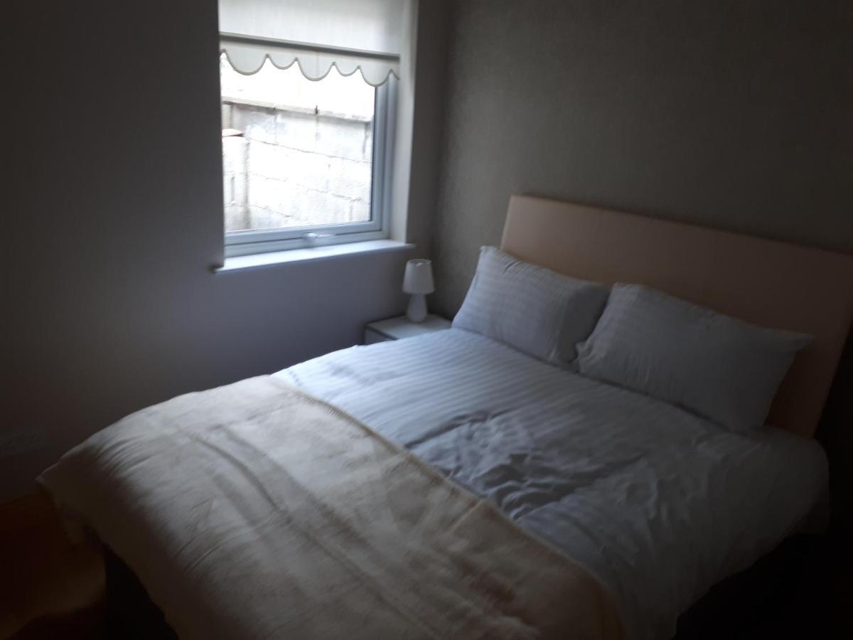 One Double Bedroom Flat Дъблин Екстериор снимка